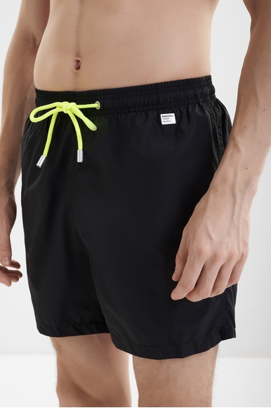 Мужские плавки-шорты MC2 Saint Barth LIGHTINGPANTONE купить в интернет-магазине Bestelle фото 1