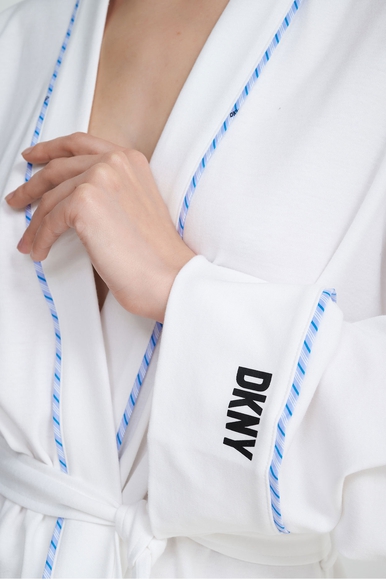 Женский белый короткий халат DKNY YI10008 купить в интернет-магазине Bestelle фото 3