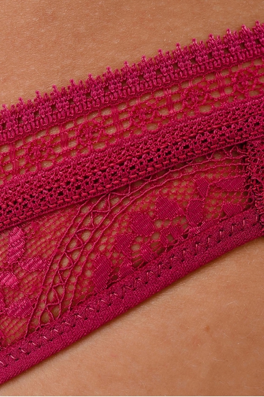  Женские кружевные трусы-танга Passionata P47H70 купить в интернет-магазине Bestelle фото 4