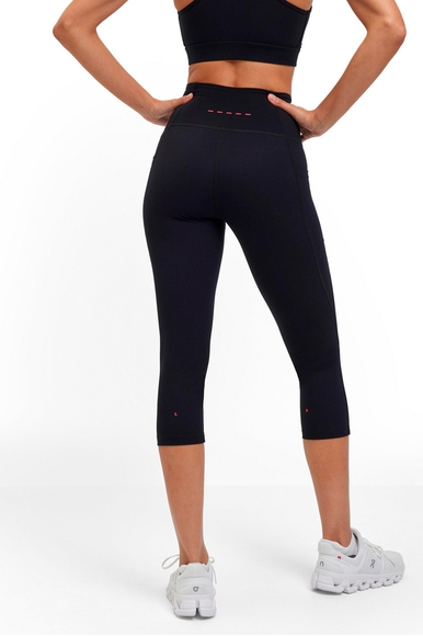 Женские чёрные короткие тайтсы FALKE Sport 37291 купить в интернет-магазине Bestelle фото 2