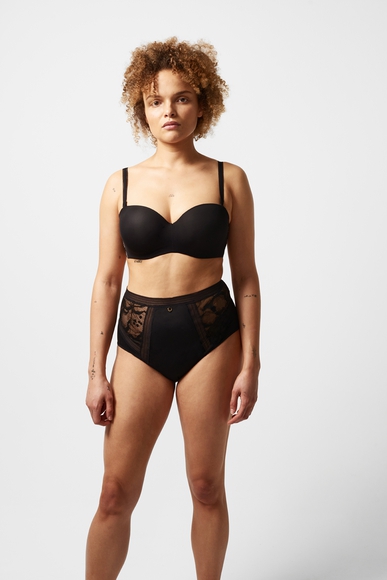 Женские черные высокие трусы-слипы Chantelle C11M80 купить в интернет-магазине Bestelle фото 7