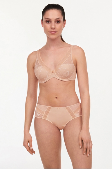 Женские кружевные трусы-бразилиана Chantelle C11M40 купить в интернет-магазине Bestelle фото 4