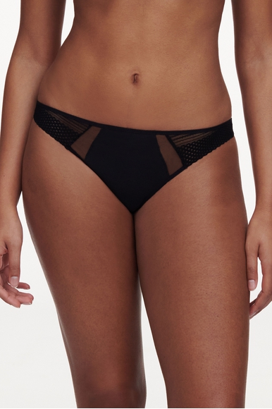  Женские черные трусы-танга  Chantelle C22AG0 купить в интернет-магазине Bestelle фото 1