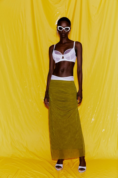 Белый бюстгальтер-балконет с мягкими чашками Chantelle C22AMU купить в интернет-магазине Bestelle фото 6