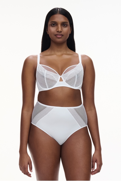 Белый бюстгальтер-балконет с мягкими чашками Chantelle C22AMU купить в интернет-магазине Bestelle фото 4