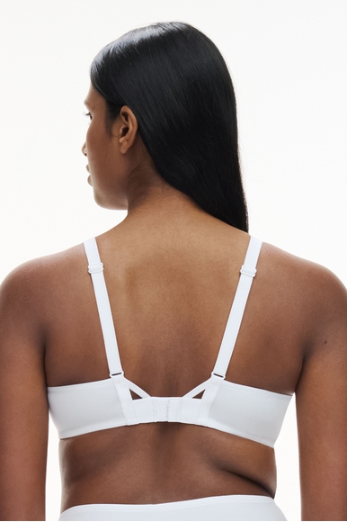 Белый бюстгальтер-балконет с мягкими чашками Chantelle C22AMU купить в интернет-магазине Bestelle фото 2