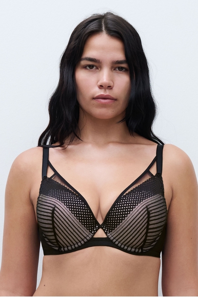  Черный бюстгальтер с плотными чашками  Chantelle C22ANA купить в интернет-магазине Bestelle фото 1