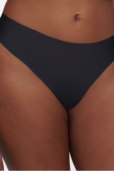  Женские черные бесшовные трусы-танга  Chantelle C22HG9 купить в интернет-магазине Bestelle фото 3
