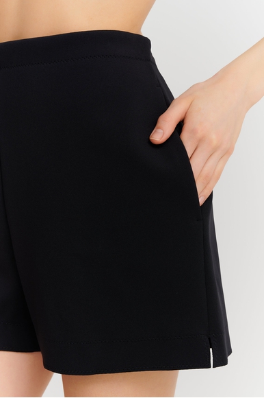 Женские чёрные пляжные шорты Shan 52427-55 купить в интернет-магазине Bestelle фото 4