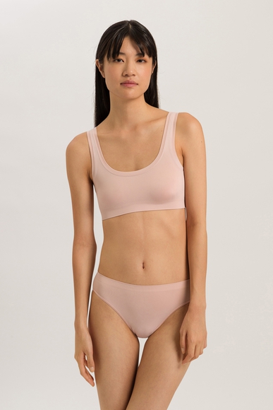 Женский бюстгальтер-топ с мягкими чашками Hanro 071810 купить в интернет-магазине Bestelle фото 1