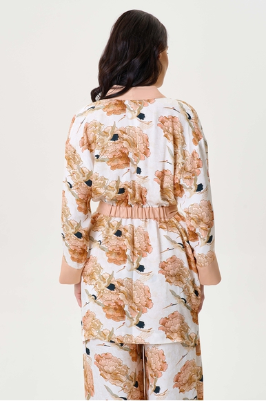  Женский домашний халат-кимоно с цветочным принтом Petit Pas 101162 купить в интернет-магазине Bestelle фото 2