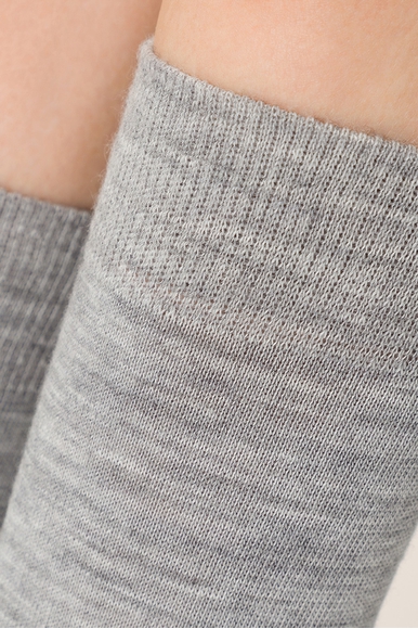 Женские серые шерстяные носки Kunert 110203400 купить в интернет-магазине Bestelle фото 3
