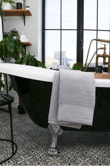 Полотенце светло-серое из хлопка 100x150 см LIU JO LB789B купить в интернет-магазине Bestelle фото 2
