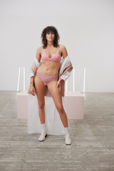 Кружевной бюстгальтер с плотными чашками Chantelle C12N20 купить в интернет-магазине Bestelle фото 6