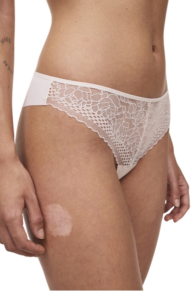 Женские кружевные трусы-танга Passionata P40L70 купить в интернет-магазине Bestelle фото 3