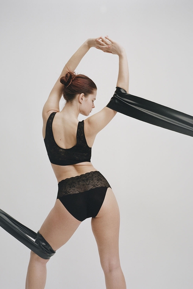 Женские высокие черные трусы-слипы one size Soft Stretch Chantelle C11G80 купить в интернет-магазине Bestelle фото 5