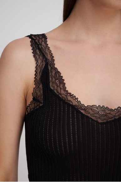 Майка женская чёрная с кружевом Zimmerli 2602187 купить в интернет-магазине Bestelle фото 4