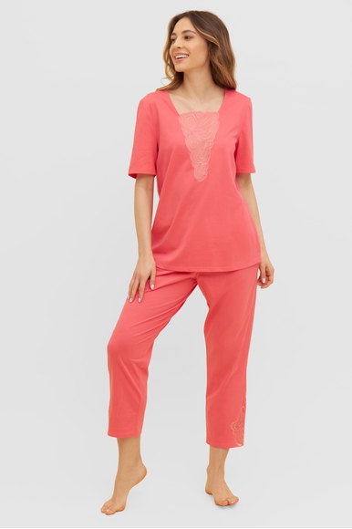  Женский красный домашний костюм (блузка с капри)  Feraud 3231137 купить в интернет-магазине Bestelle фото 1