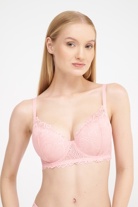 Бюстгальтер с плотной чашкой