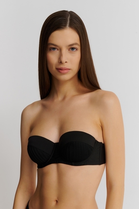 Лиф-бандо с плотной чашкой