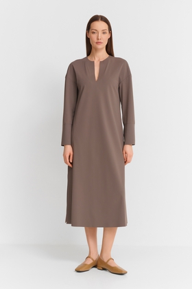 Коричневое платье миди