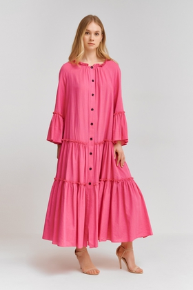 Длинное розовое платье 