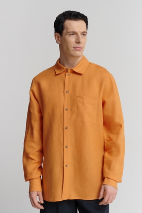 Оранжевая мужская рубашка 