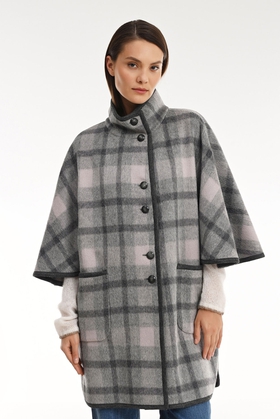 Женское пальто из шерсти альпаки