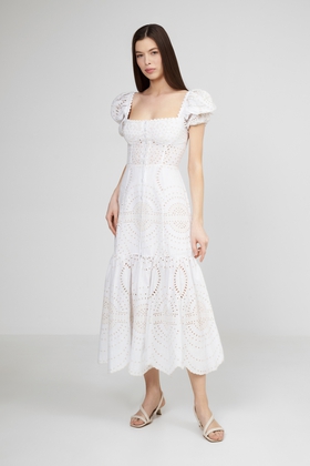 Длинное ванильное платье 