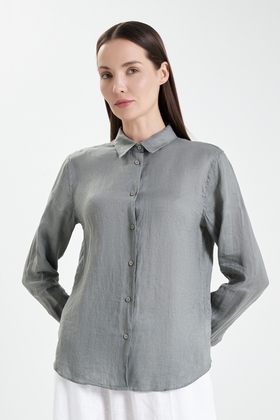 Льняная блузка с длинным рукавом