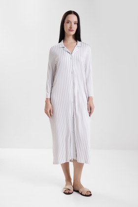 Женский халат на пуговицах