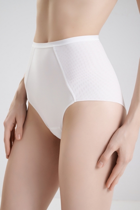 Женские трусы-слипы с высокой талией