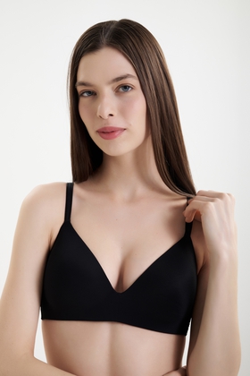 Бюстгальтер с плотной чашкой