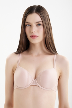 Бюстгальтер с плотной чашкой