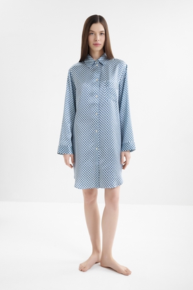 Женский шелковый халат на пуговицах