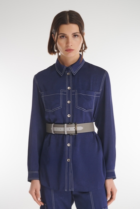 Блузка с контрастной строчкой 