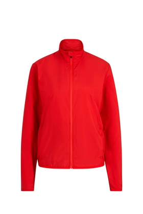 Красная женская куртка