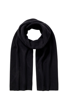 Чёрный шерстяной шарф