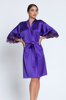  Женский халат миди из шелка 