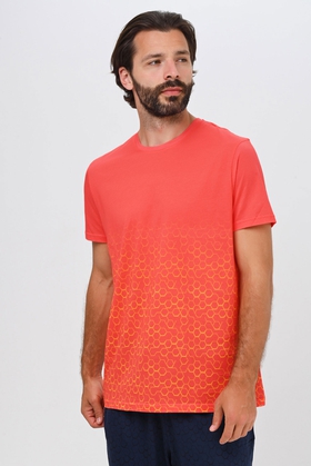 Красная хлопковая футболка