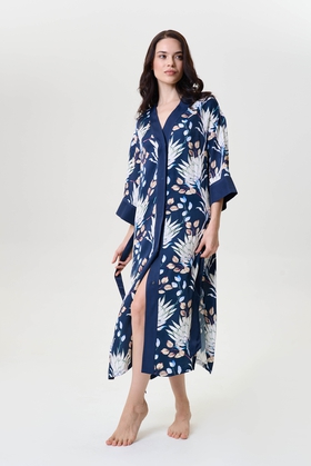  Женский длинный халат 