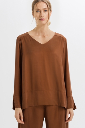 Женская блузка