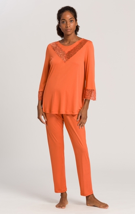 Женская пижама с брюками