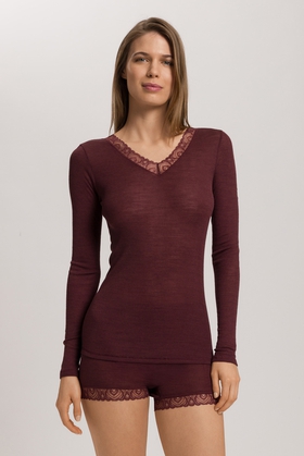  Женский водолазка из шерсти 