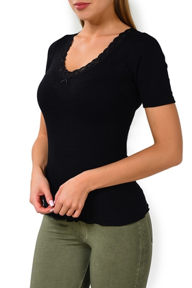 Женская футболка из шерсти и шелка