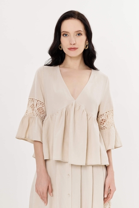 Женская серая блузка