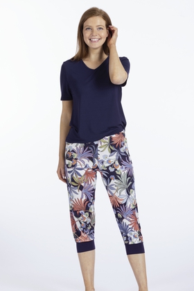 Женские домашние капри