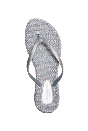 Женские серебряные сланцы